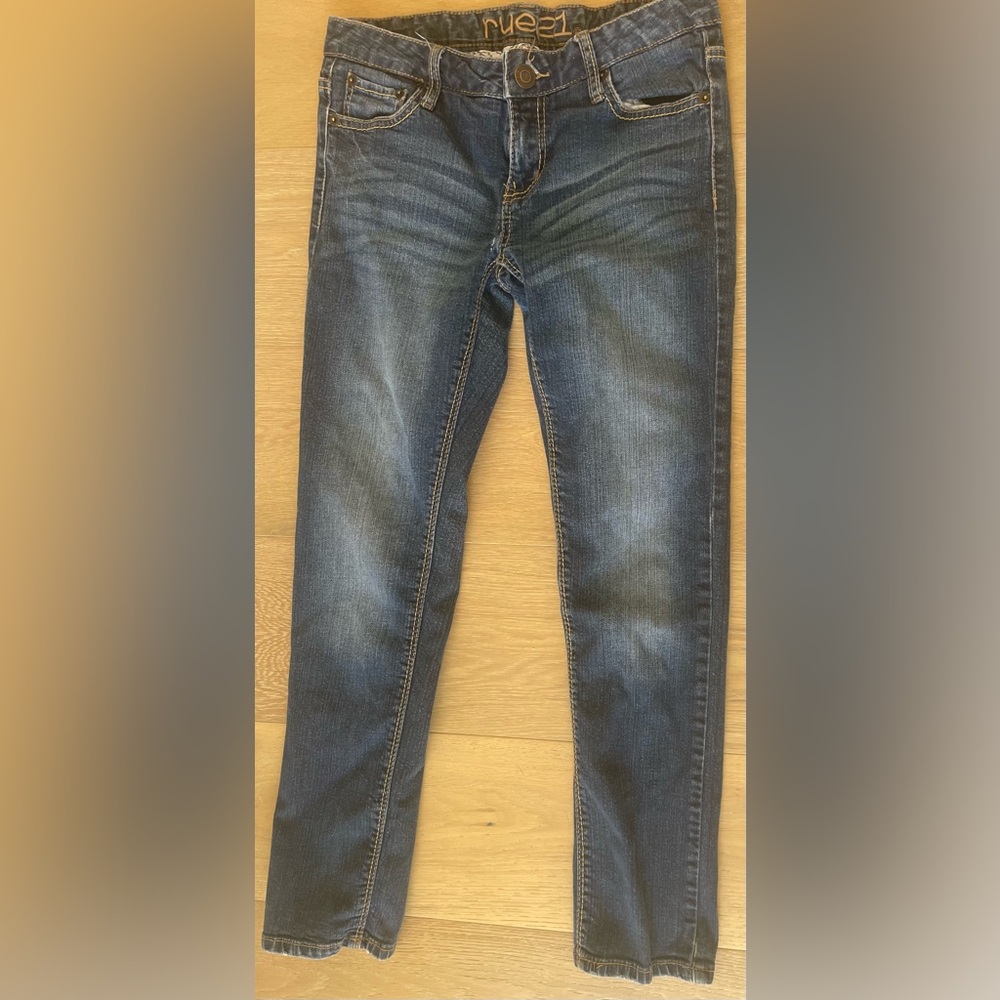 Rue 21 Demin Skinny Jeans Size 5/6 Short Low Rise